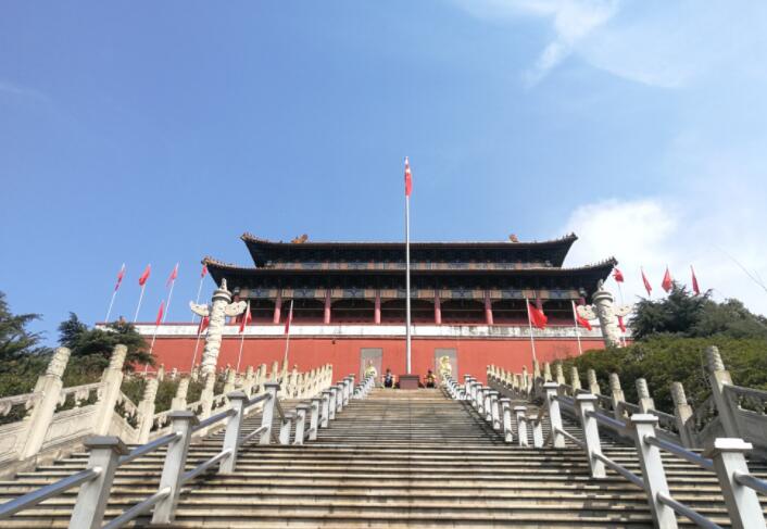 蓝冠注册与华西世界公园达成智慧景区合作方案